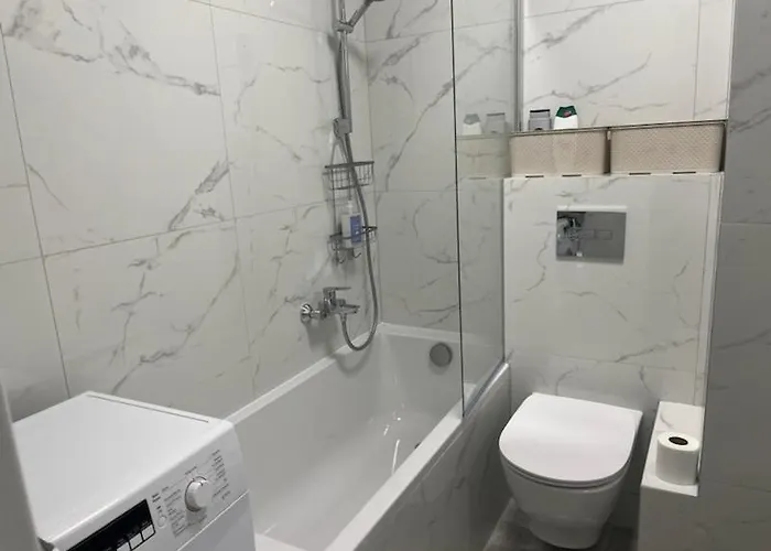 Mokotow Domaniewska Apartment Warsaw